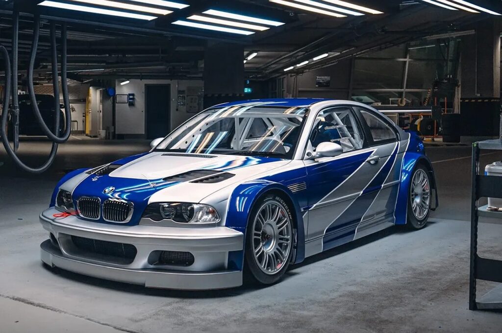 ب ام و M3 GTR