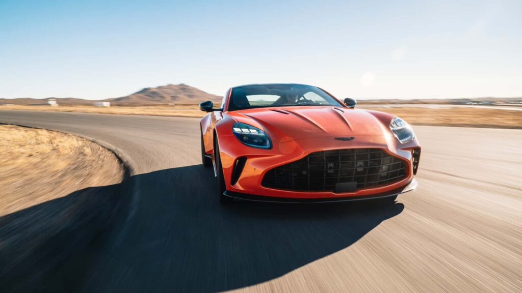 استون مارتین Vantage