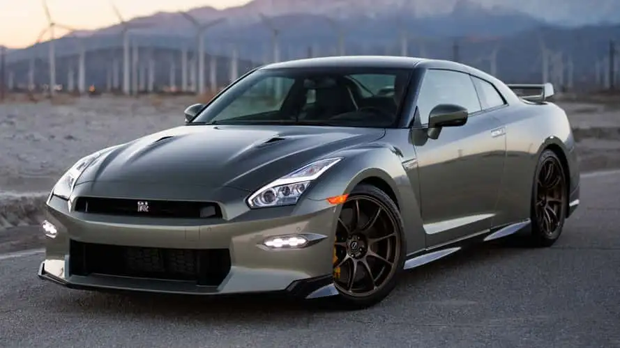 نیسان GT-R
