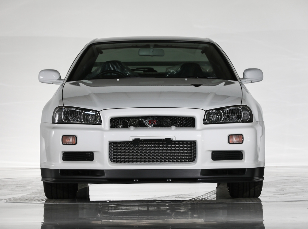 نسل پنجم: نیسان اسکای‌لاین GT-R (1999-2002)