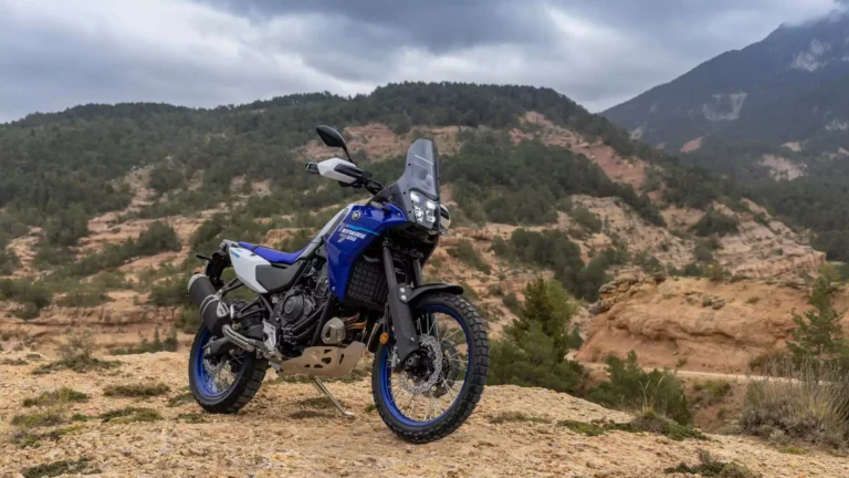2025-Yamaha-XTZ700-EU-Icon_Blue-Static-001-03