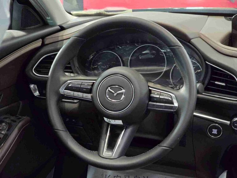 مزدا CX30