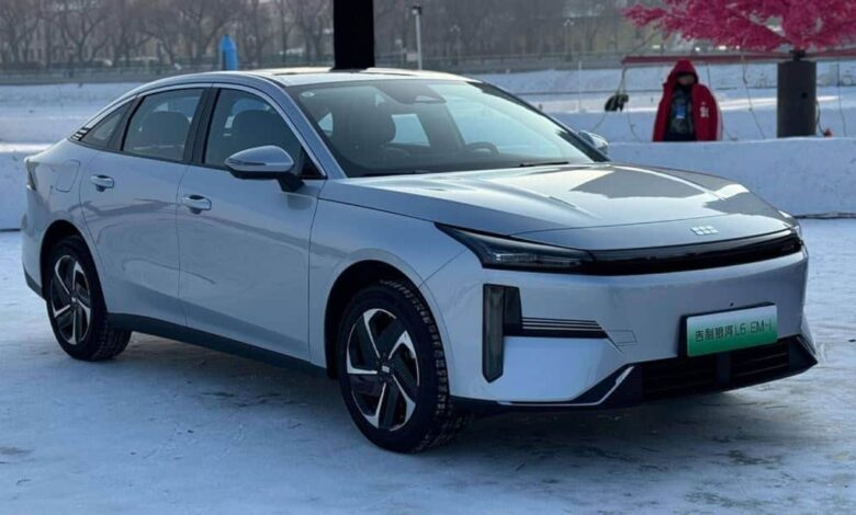 رونمایی از Geely Galaxy L6 EM-i