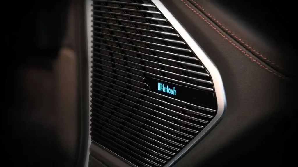 بهترین خودروهای لوکس با سیستم صوتی پیشرفته