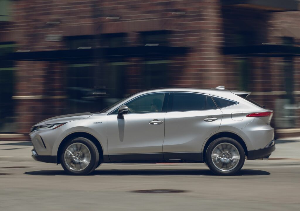 toyota_venza_hybrid_limited_85_0519060f0c6108b3