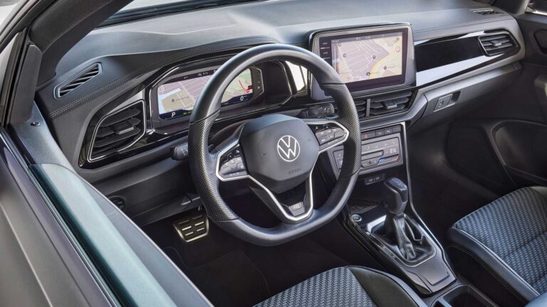 vw-t-roc-cabriolet-edition-grey-2022 (5)