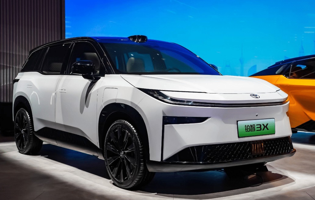 رونمایی از شاسی‌بلند برقی GAC-Toyota bZ3X