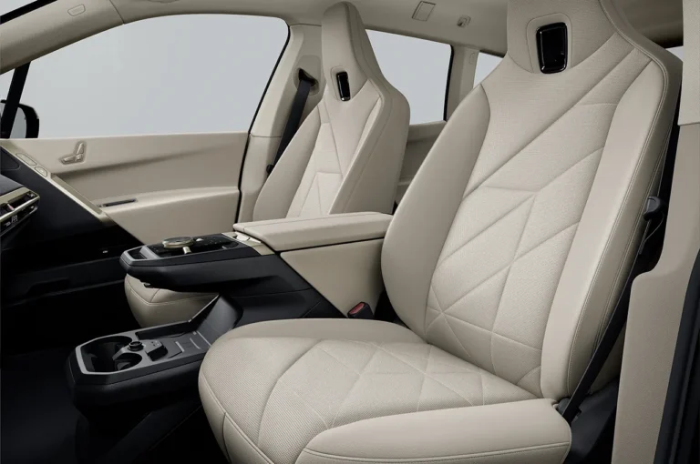 معرفی BMW IX فیس لیفت