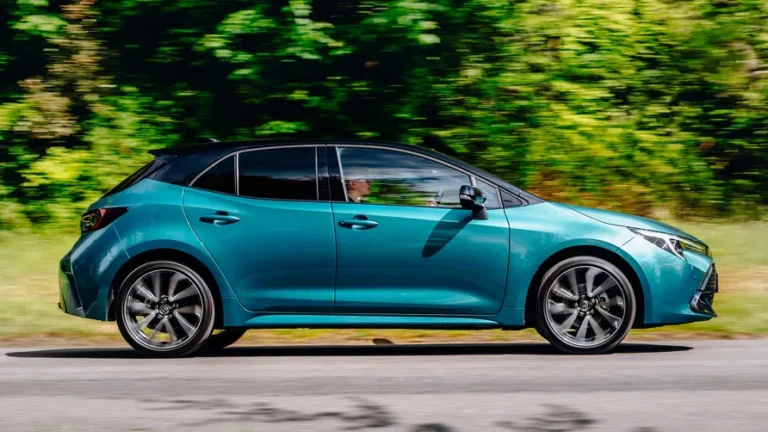 تویوتا کرولا ۲۰۲۵