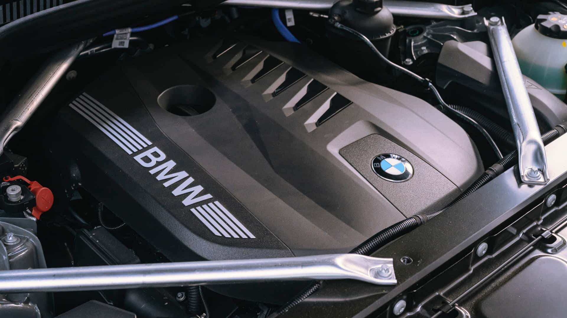 مشخصات فنی احتمالی ب ام و شاسی بلند آفرودی