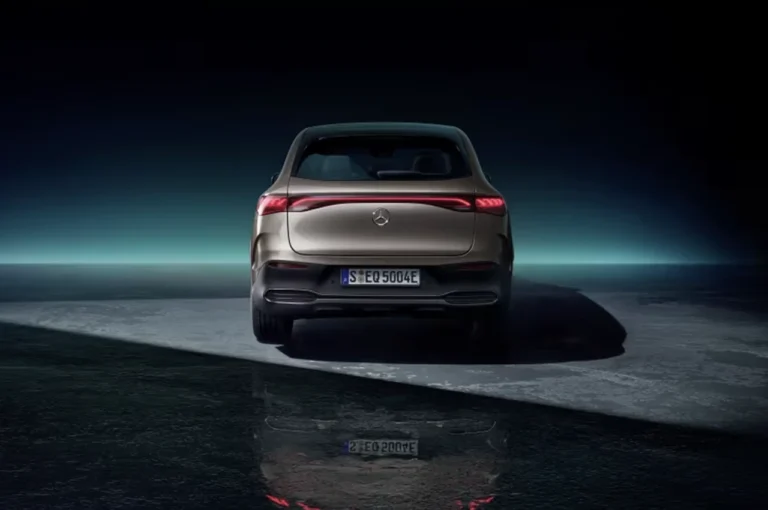 مرسدس EQE SUV