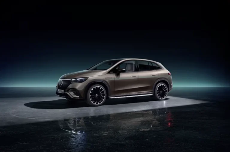 مرسدس EQE SUV